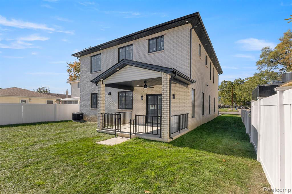 For Sale: Your Perfect Home with Hassan Alsalamy