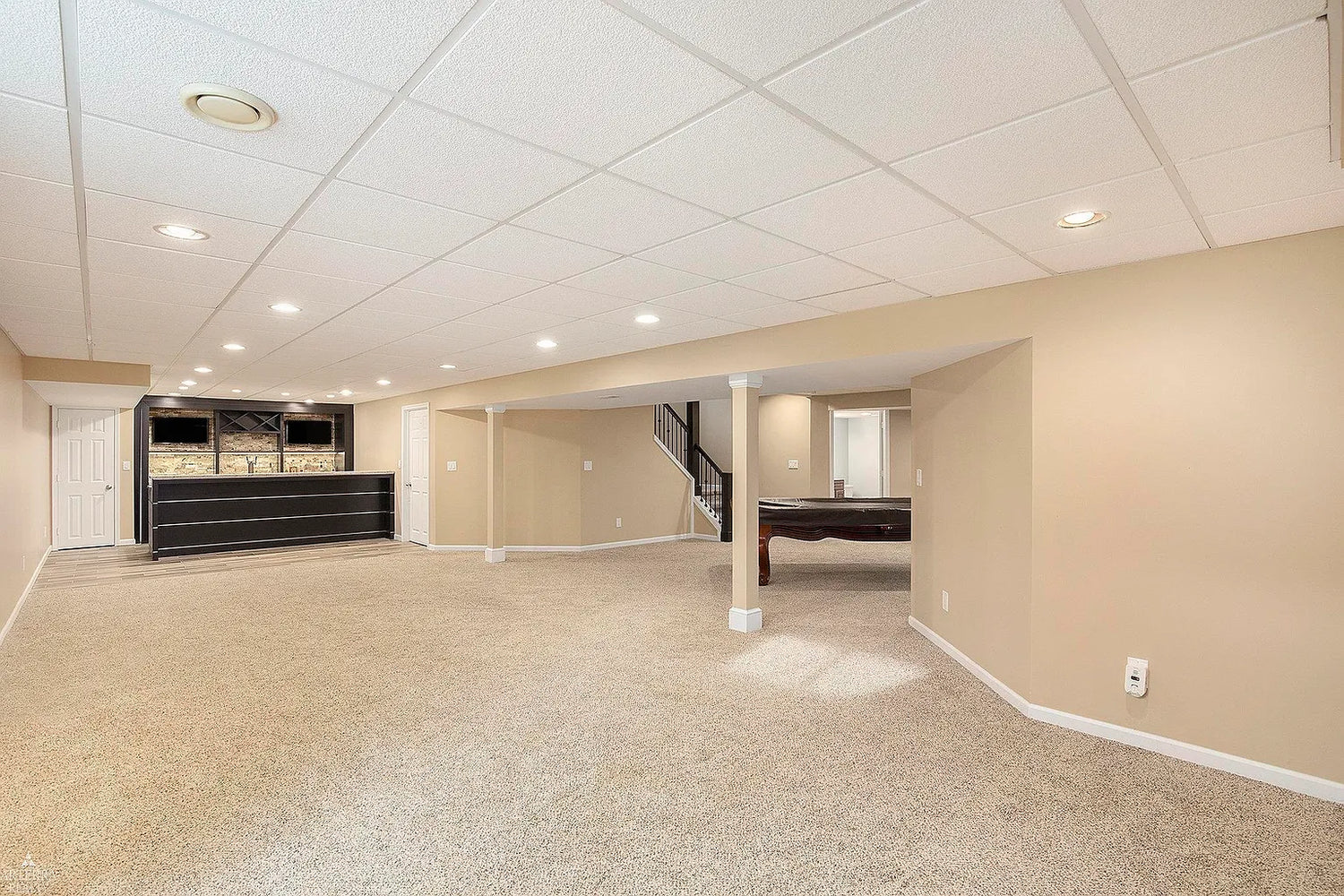 Home for Sale inTwickenham, Utica, MI by Hassan Alsalamy