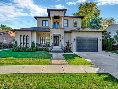 5-Bedroom Luxury Home in Dearborn Heights – Hassan Alsalamy